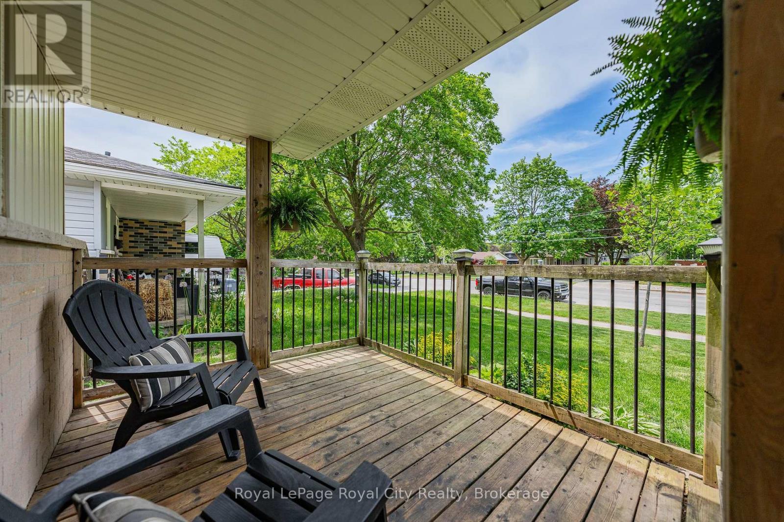 35 EASTVIEW ROAD