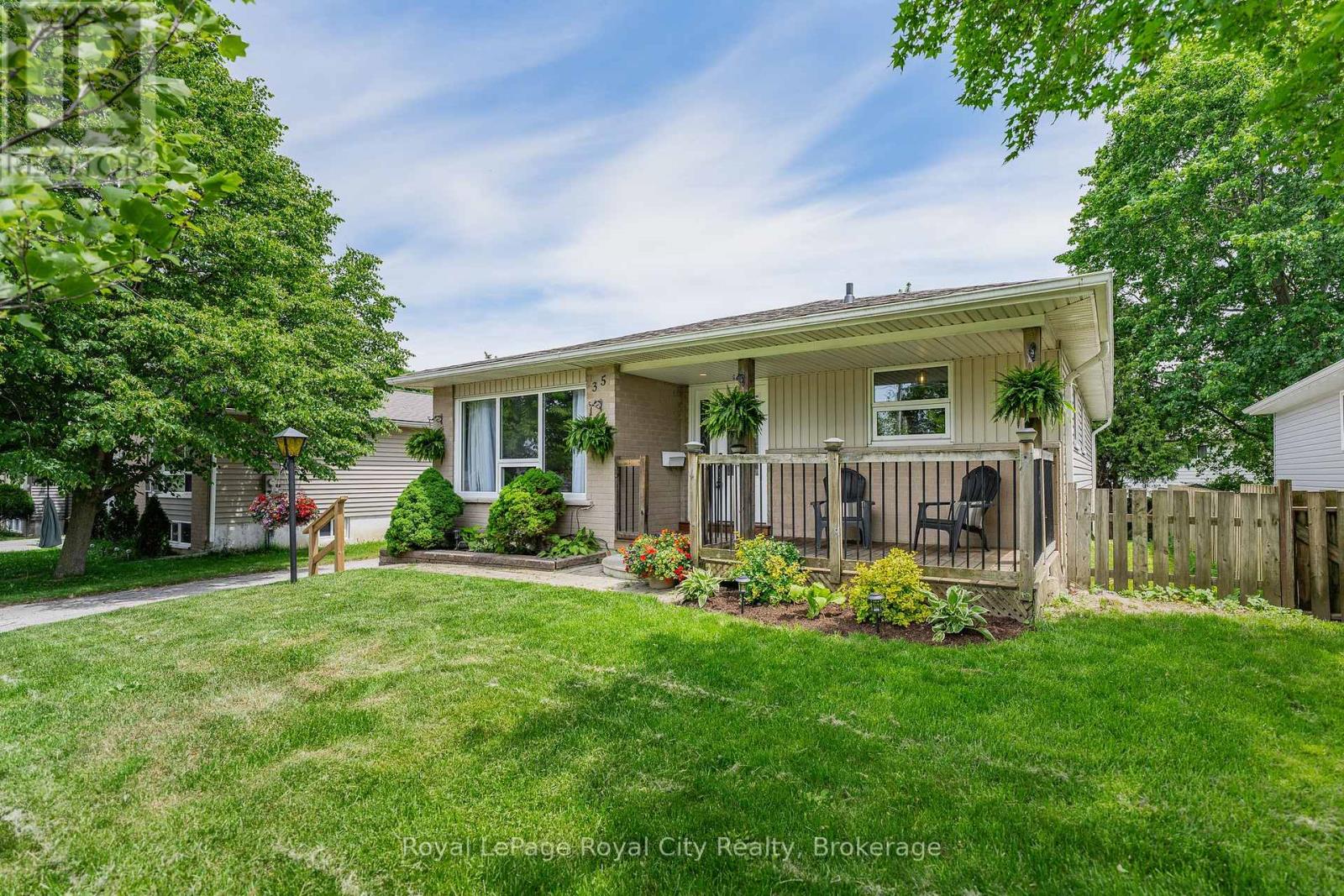 35 EASTVIEW ROAD