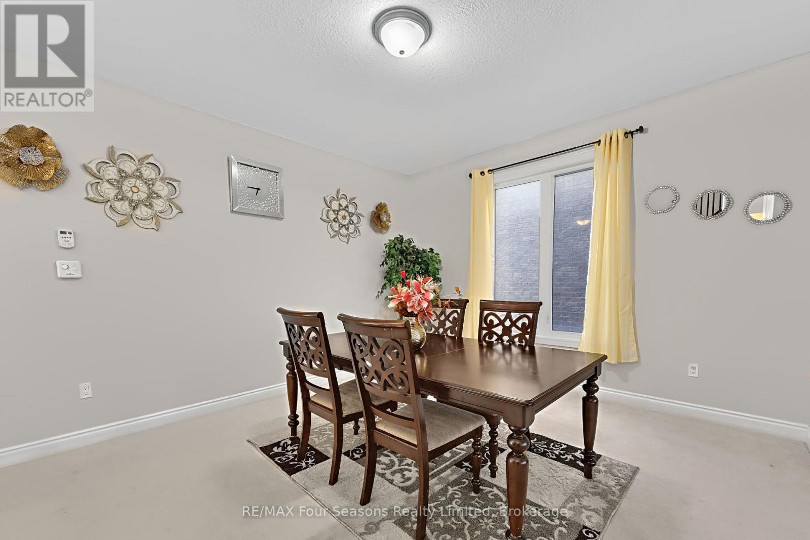 71 LOCKERBIE CRESCENT