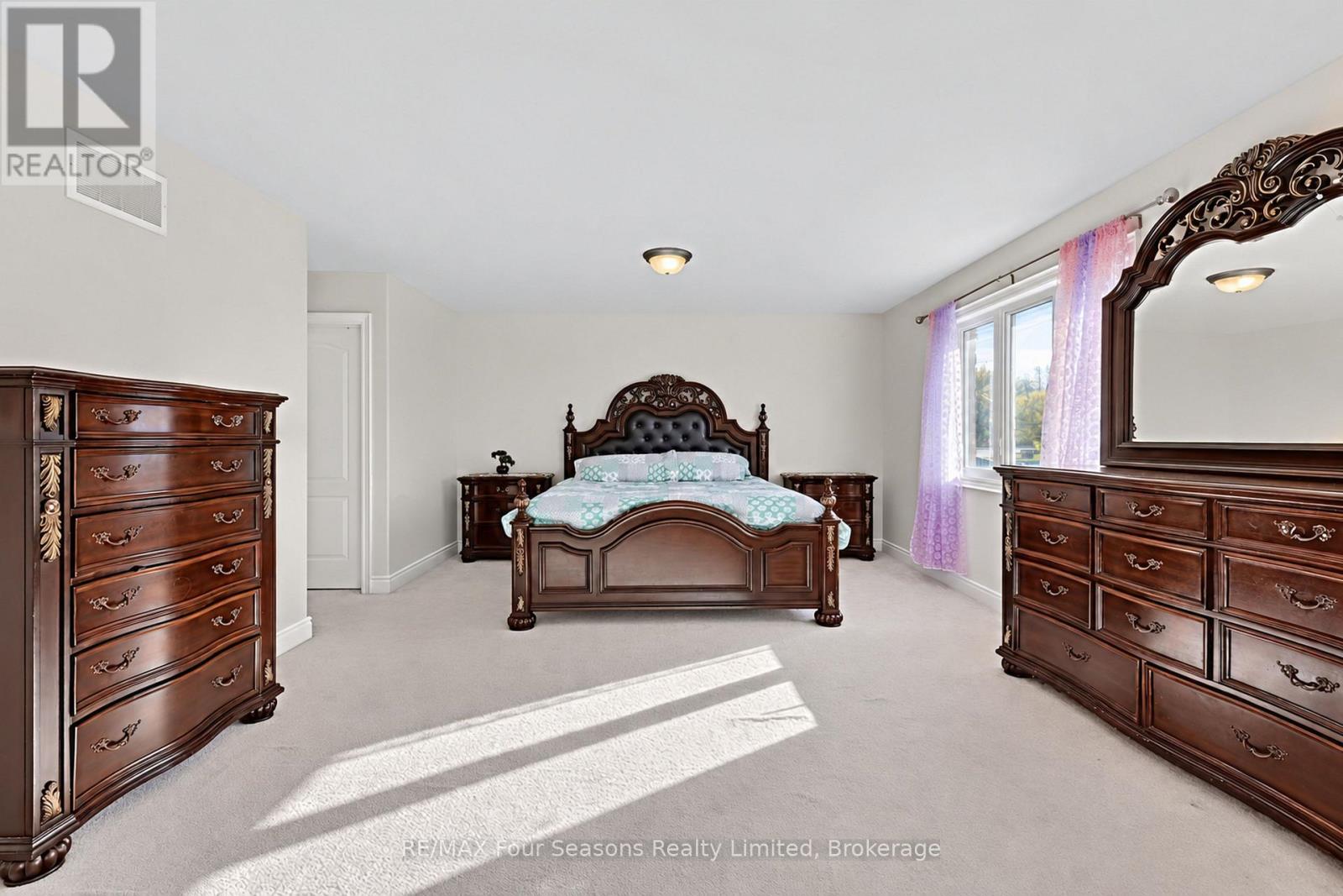 71 LOCKERBIE CRESCENT