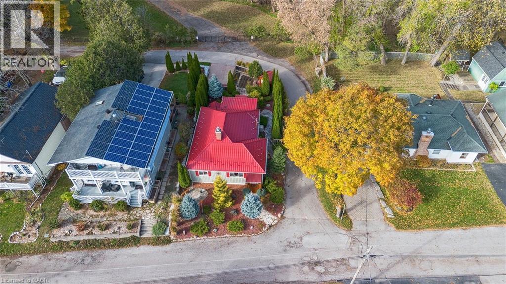 32 HOLLY Trail