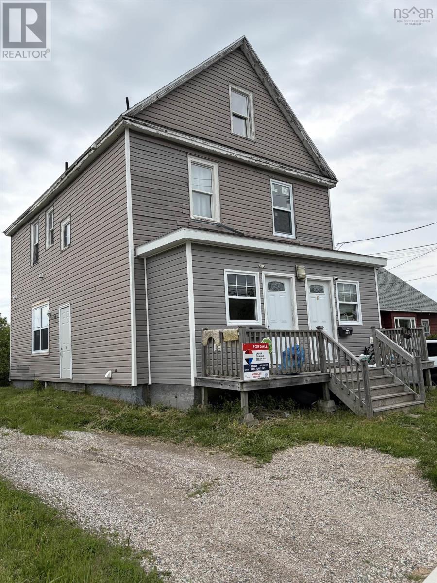 1491 Victoria Road - Photo 3