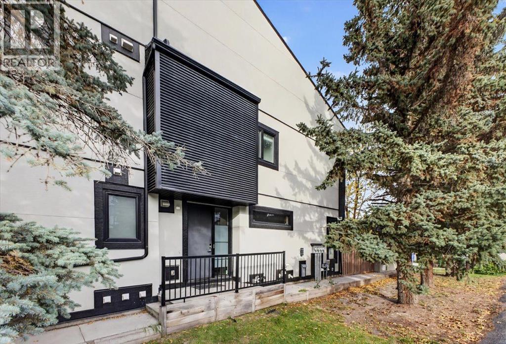 2, 840 McPherson Road NE