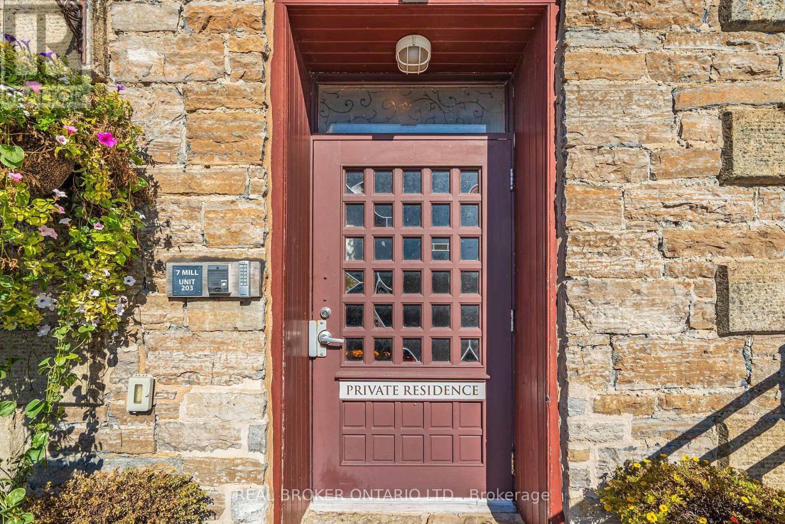 203 - 7 MILL STREET