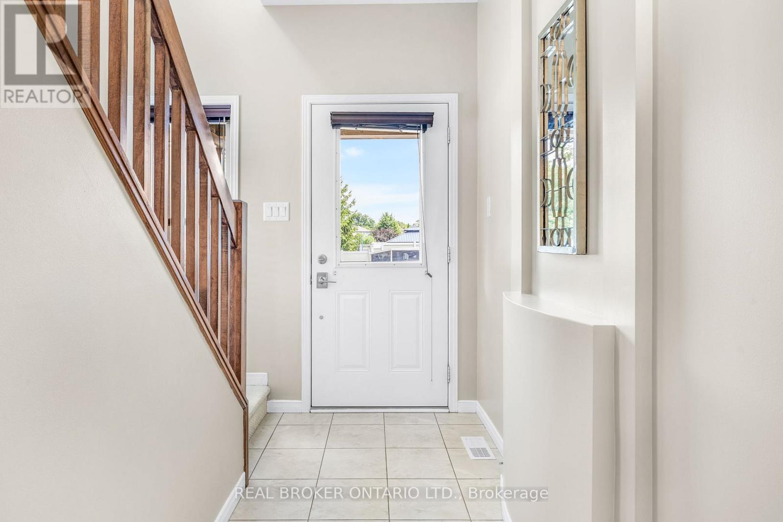 24 HACKBERRY TRAIL