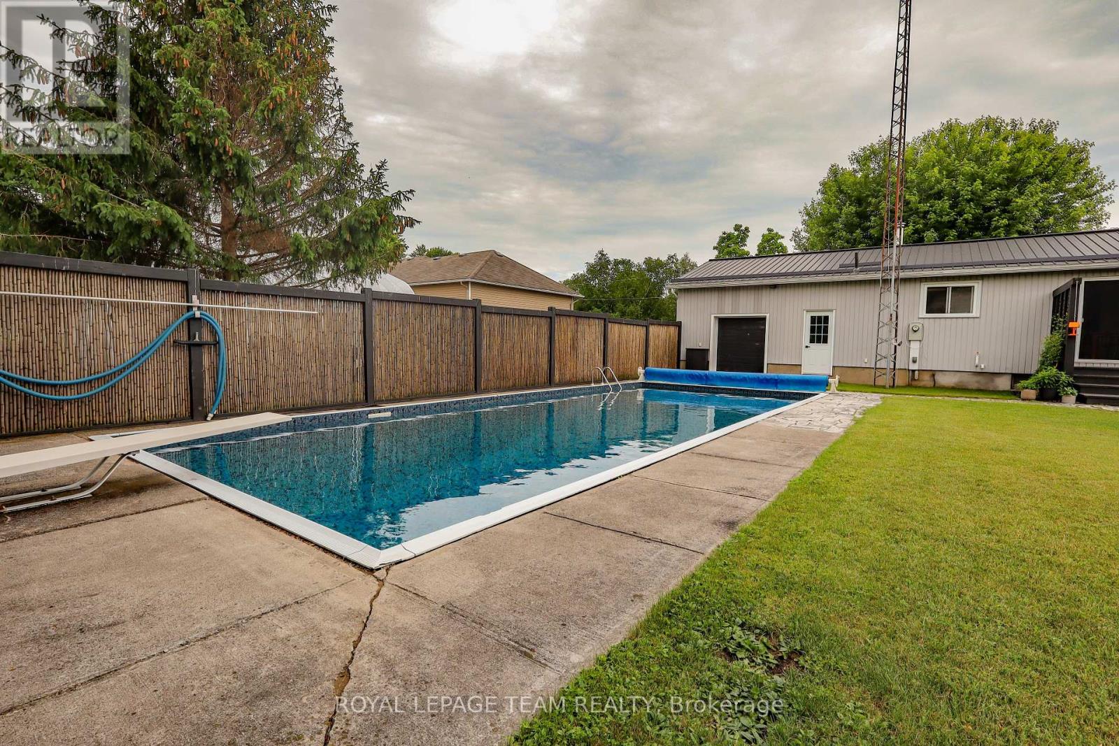 3041 BRIDGE STREET
