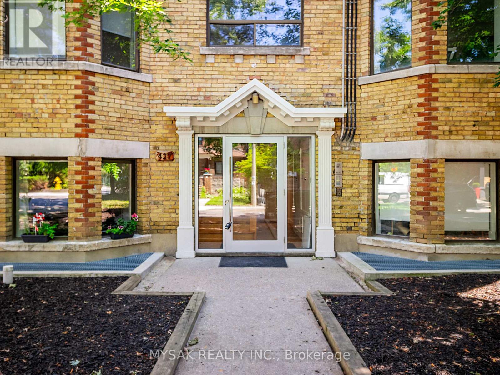 427 CRAWFORD STREET
