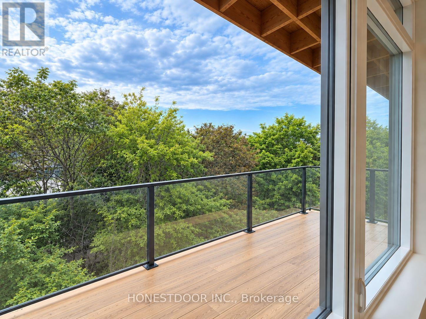 1524 STITTSVILLE MAIN STREET