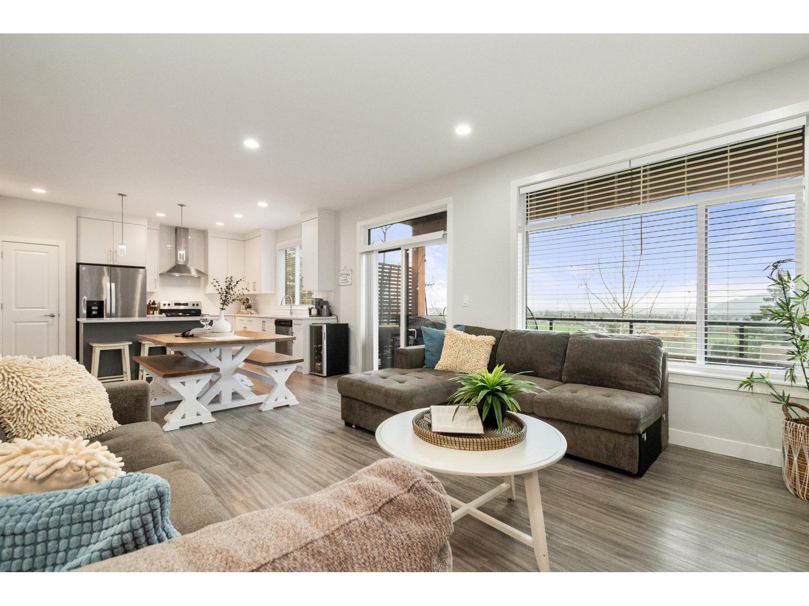 22 6262 REXFORD DRIVE, Promontory