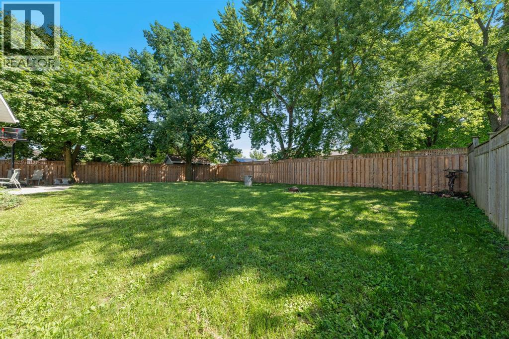 13 FRANCES DRIVE - Photo 3