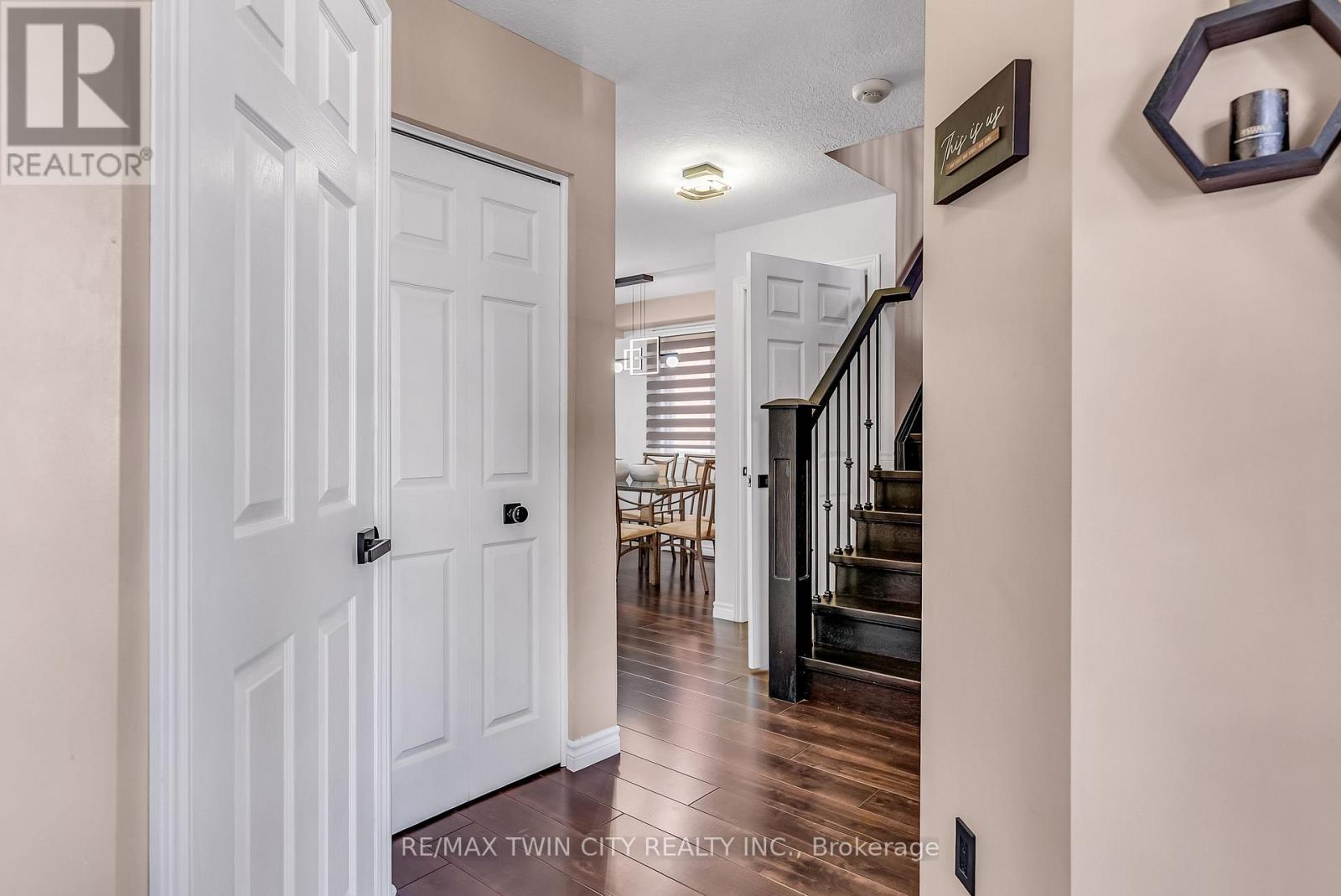 193 MOUNTAIN LAUREL CRESCENT