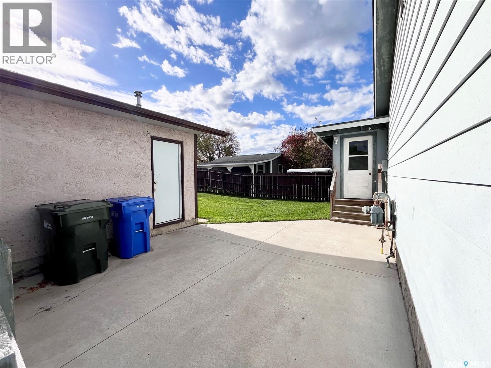 99 Bowerman CRESCENT