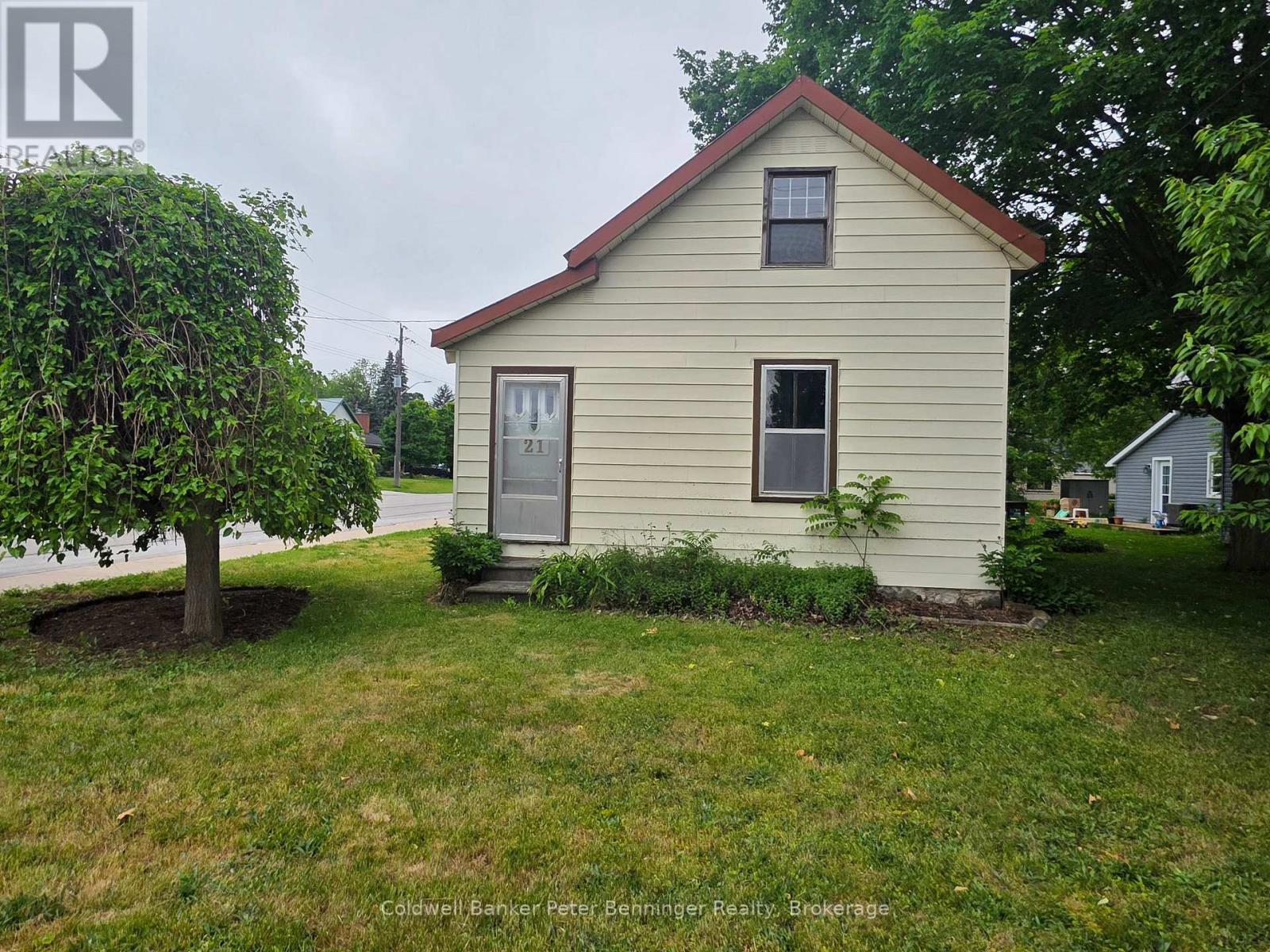 21 PETER STREET S