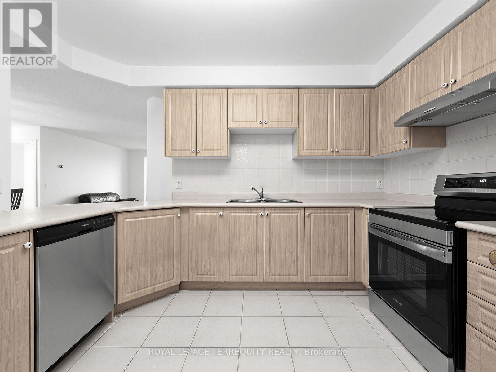 #1507 - 5001 FINCH AVENUE E
