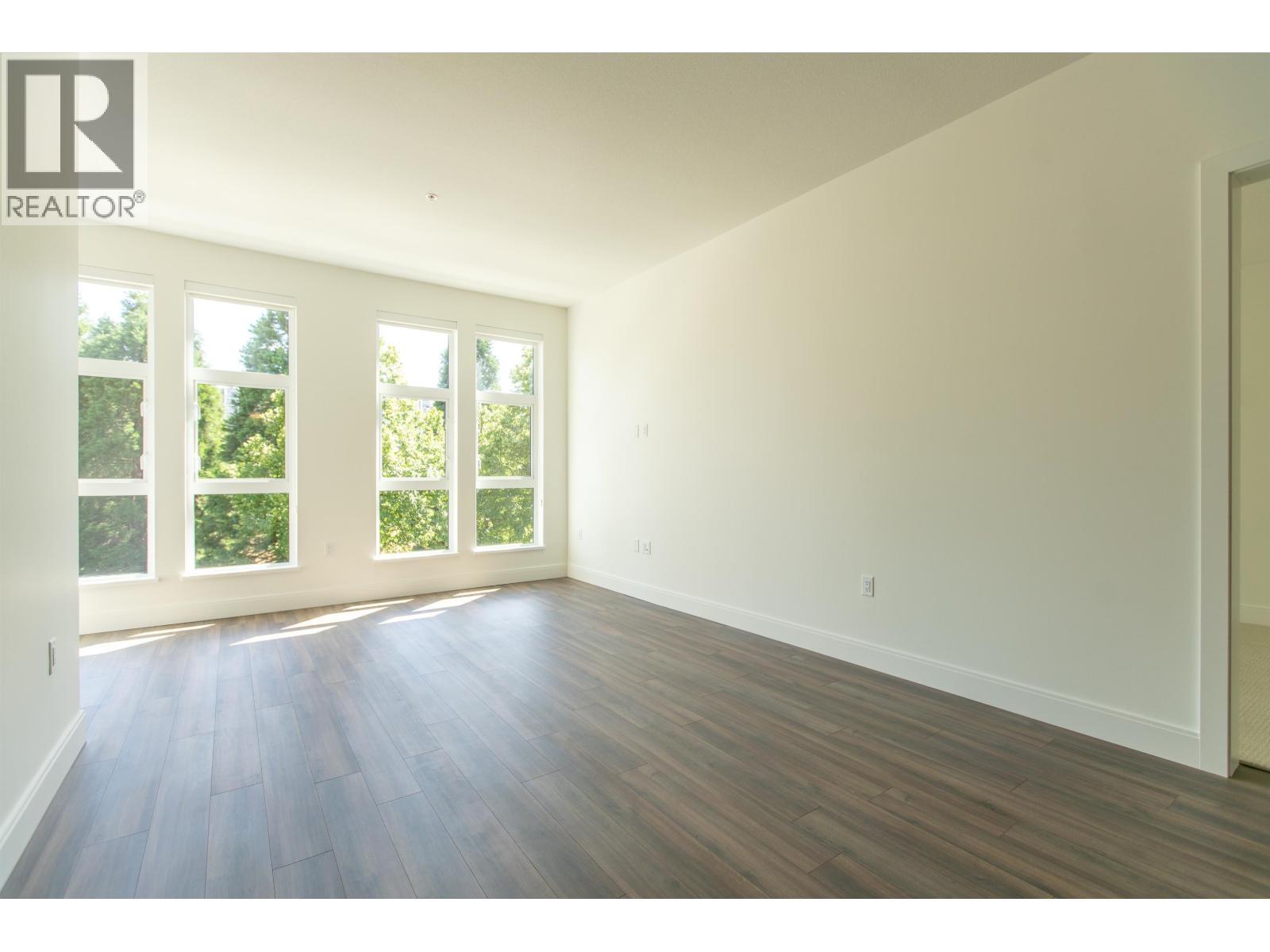 2XX 6999 CAMBIE STREET