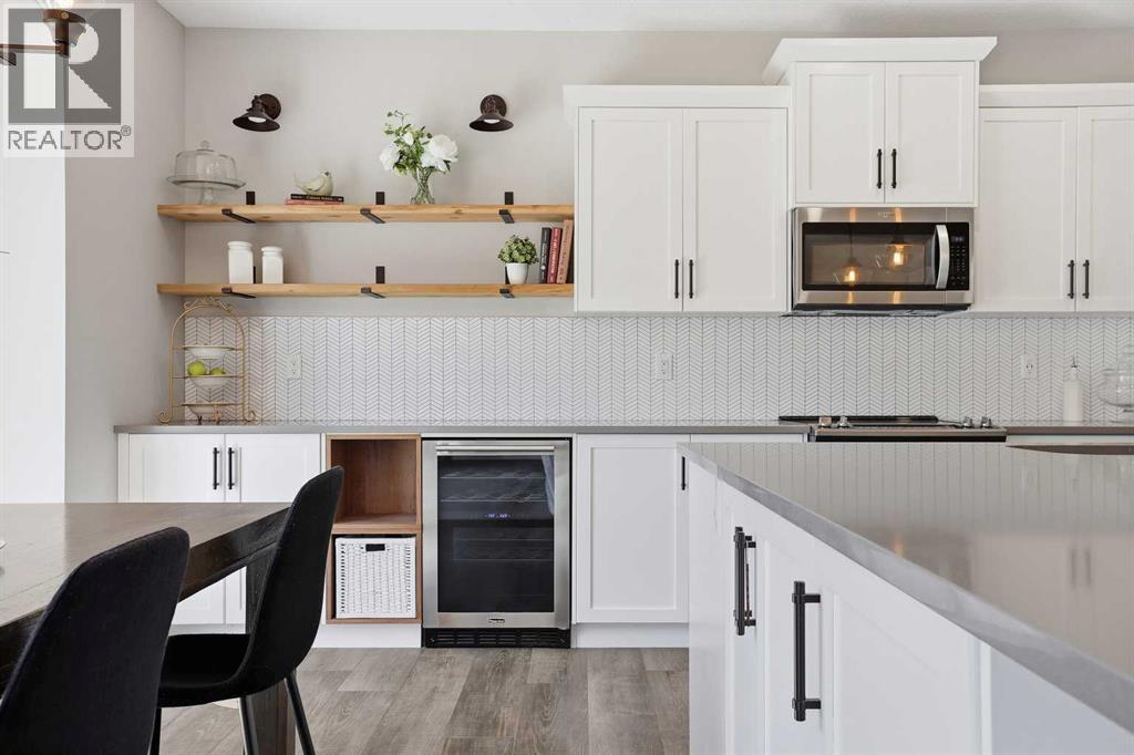 25 Yorkville Green SW