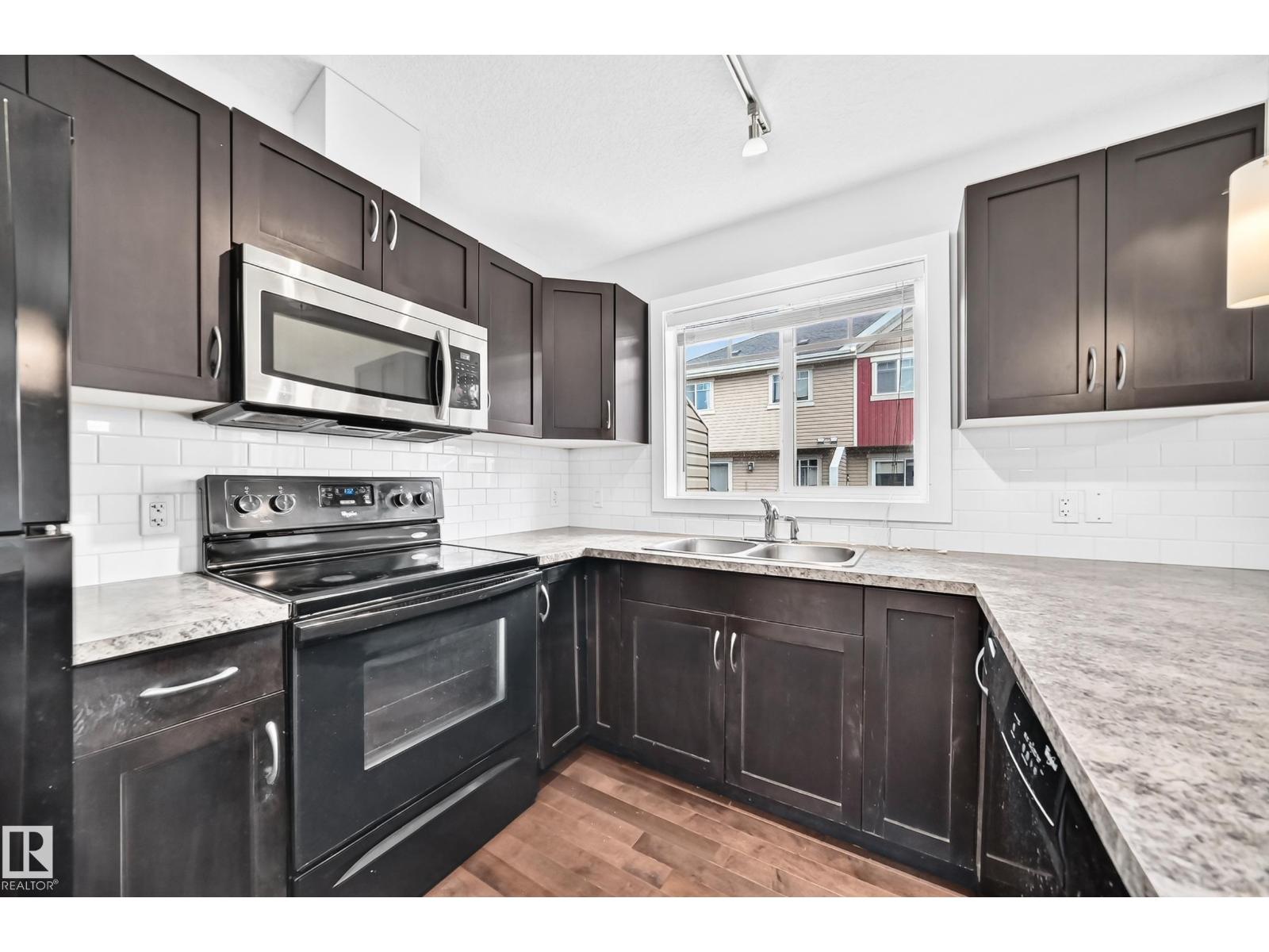 #73 9535 217 ST NW