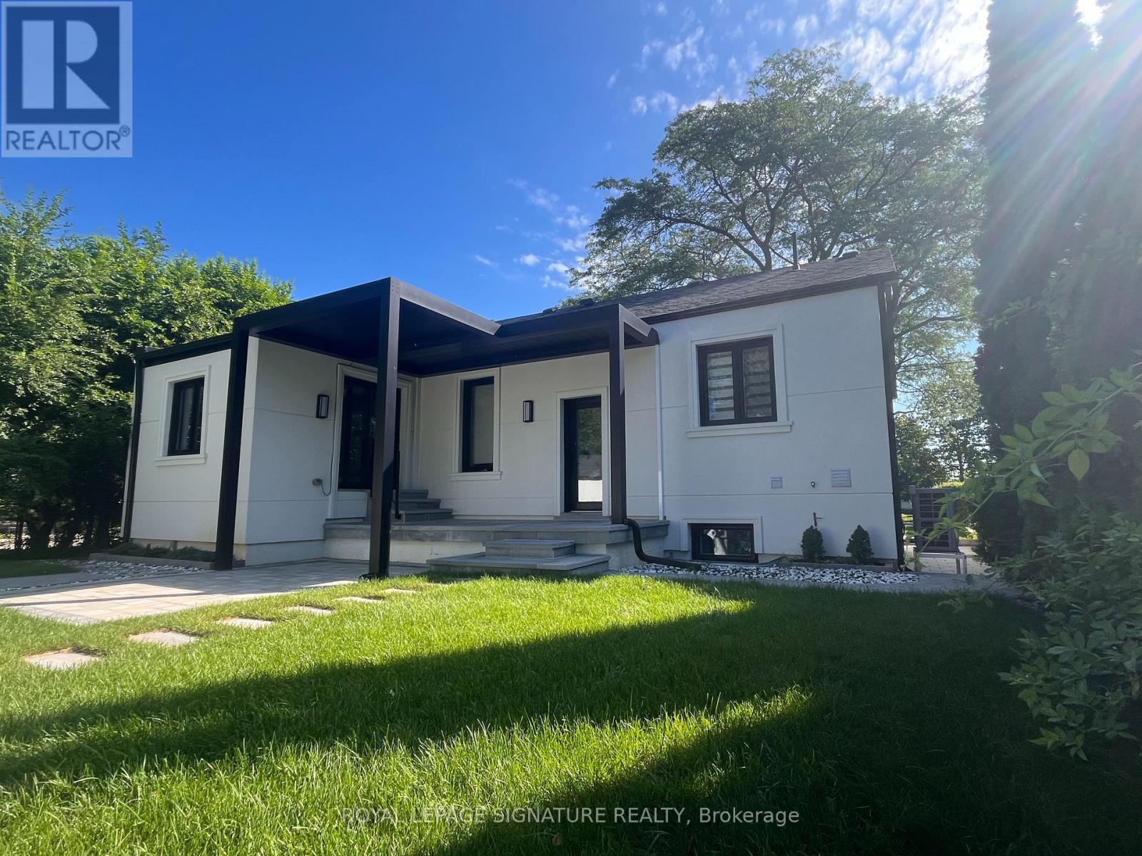 BASEMENT UNIT 2 - 64 TWENTY THIRD STREET