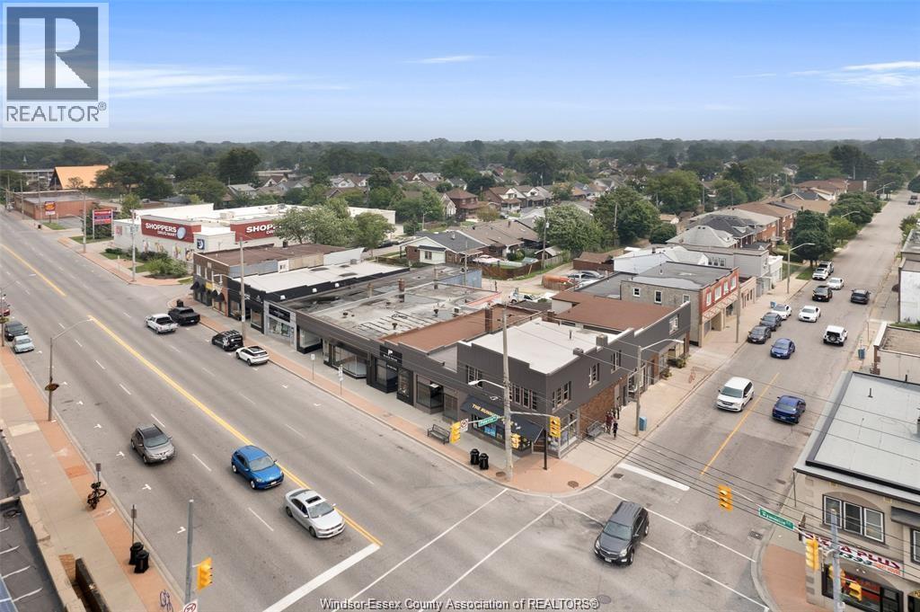 4739-4749 WYANDOTTE STREET East