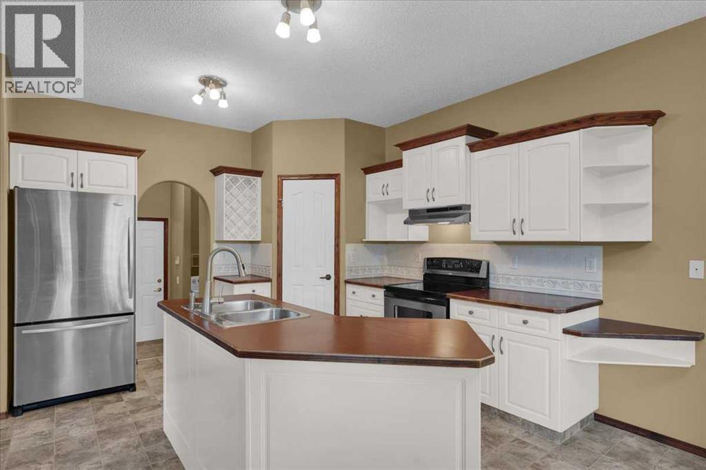 6 Hidden Valley Gardens NW