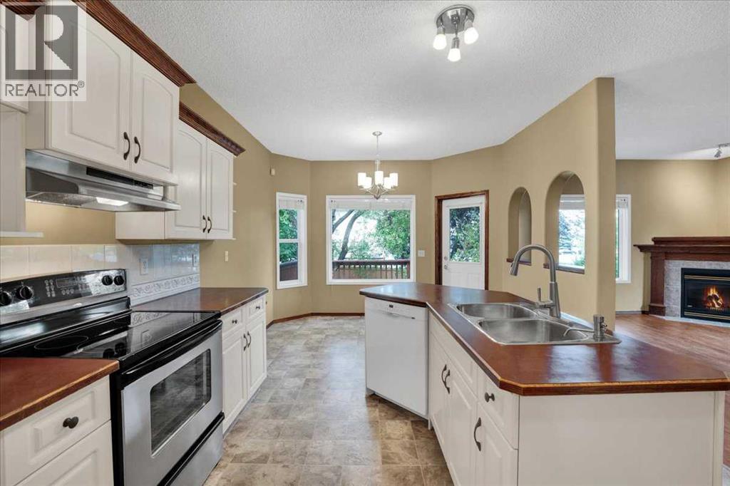 6 Hidden Valley Gardens NW
