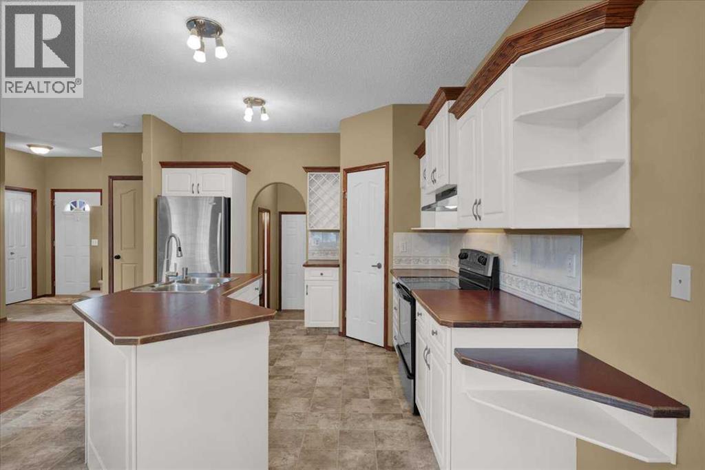 6 Hidden Valley Gardens NW