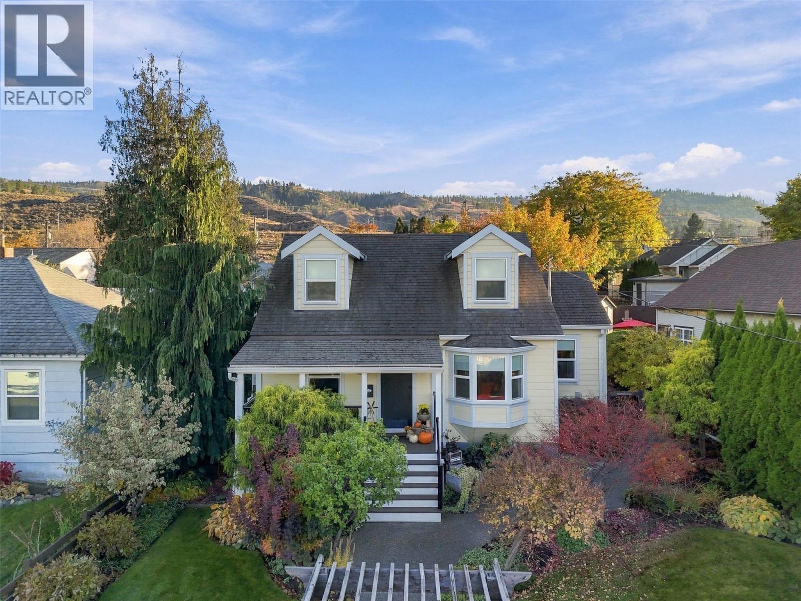 1219 DOMINION Street