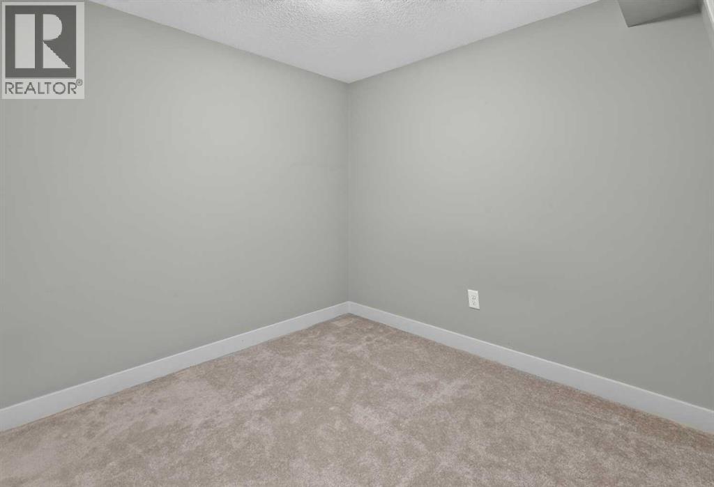 313, 130 AUBURN MEADOWS View SE