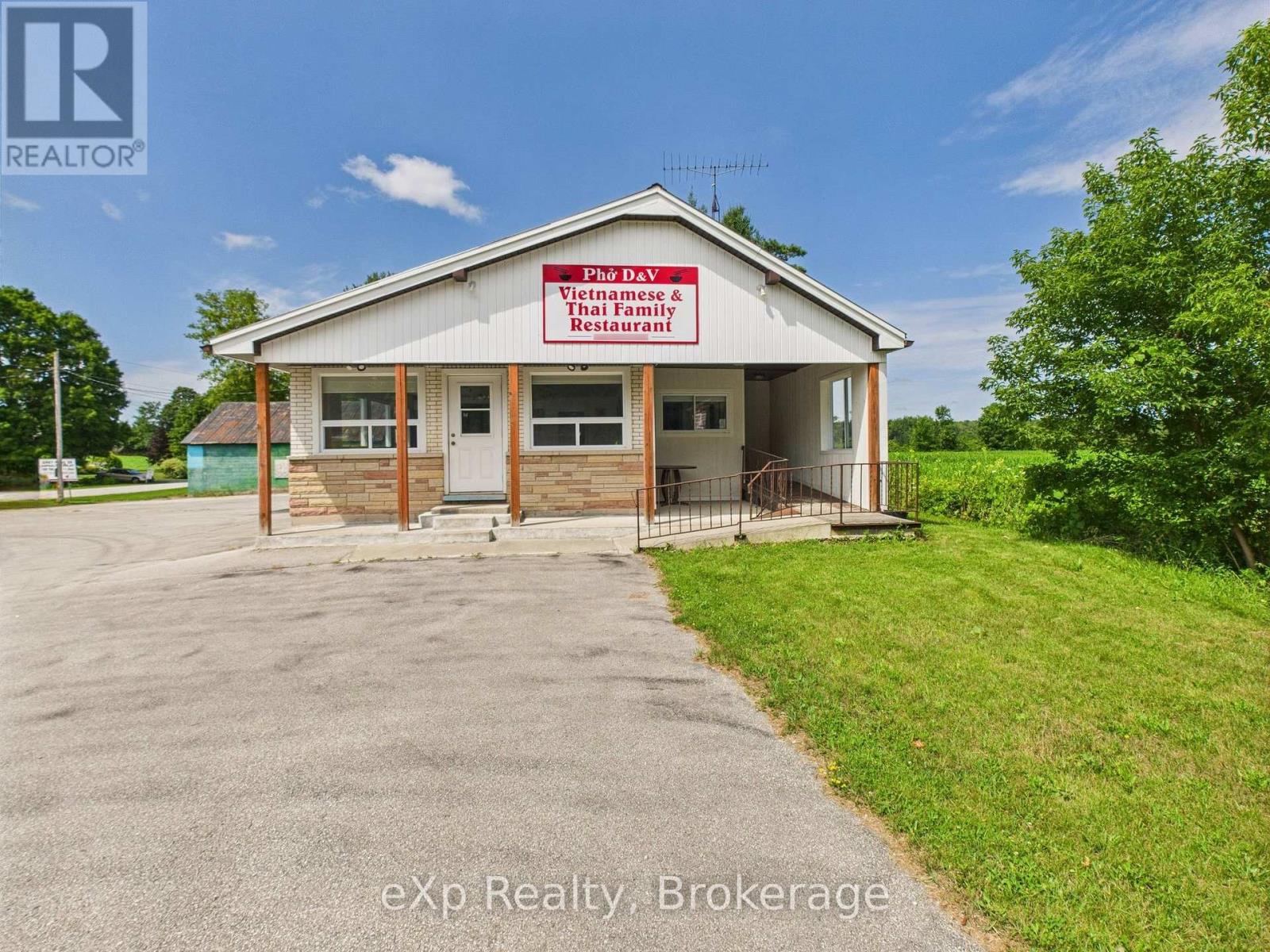 315194 HIGHWAY 6