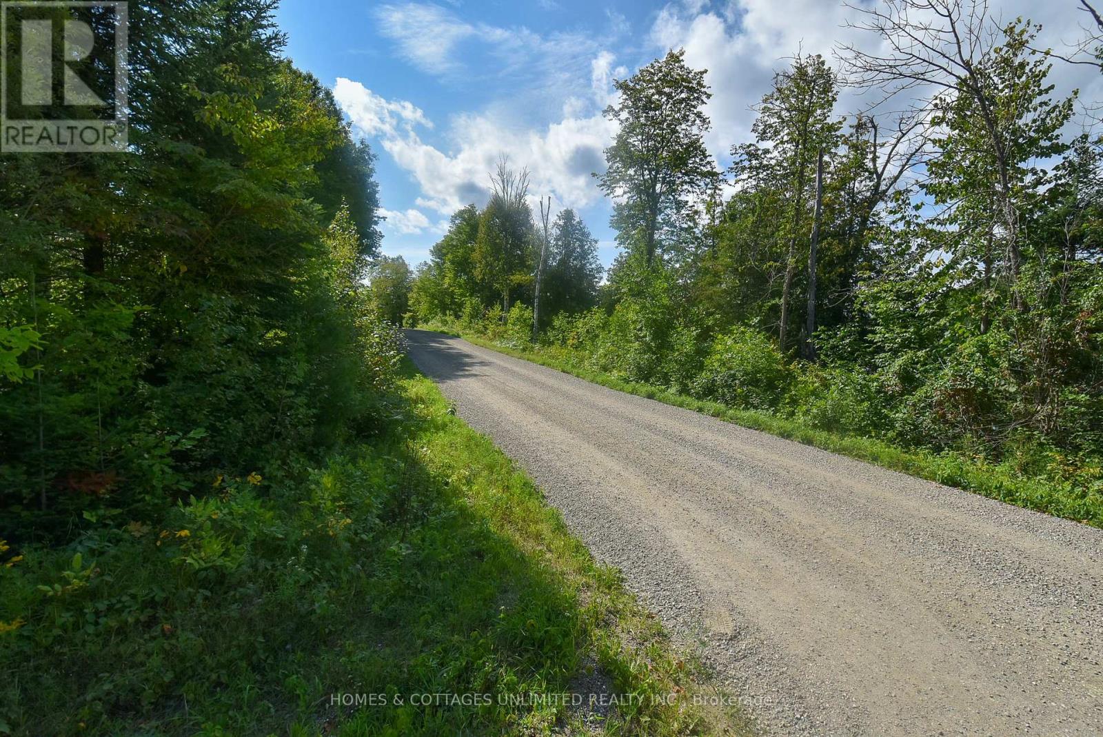 2493 RIVER ROAD