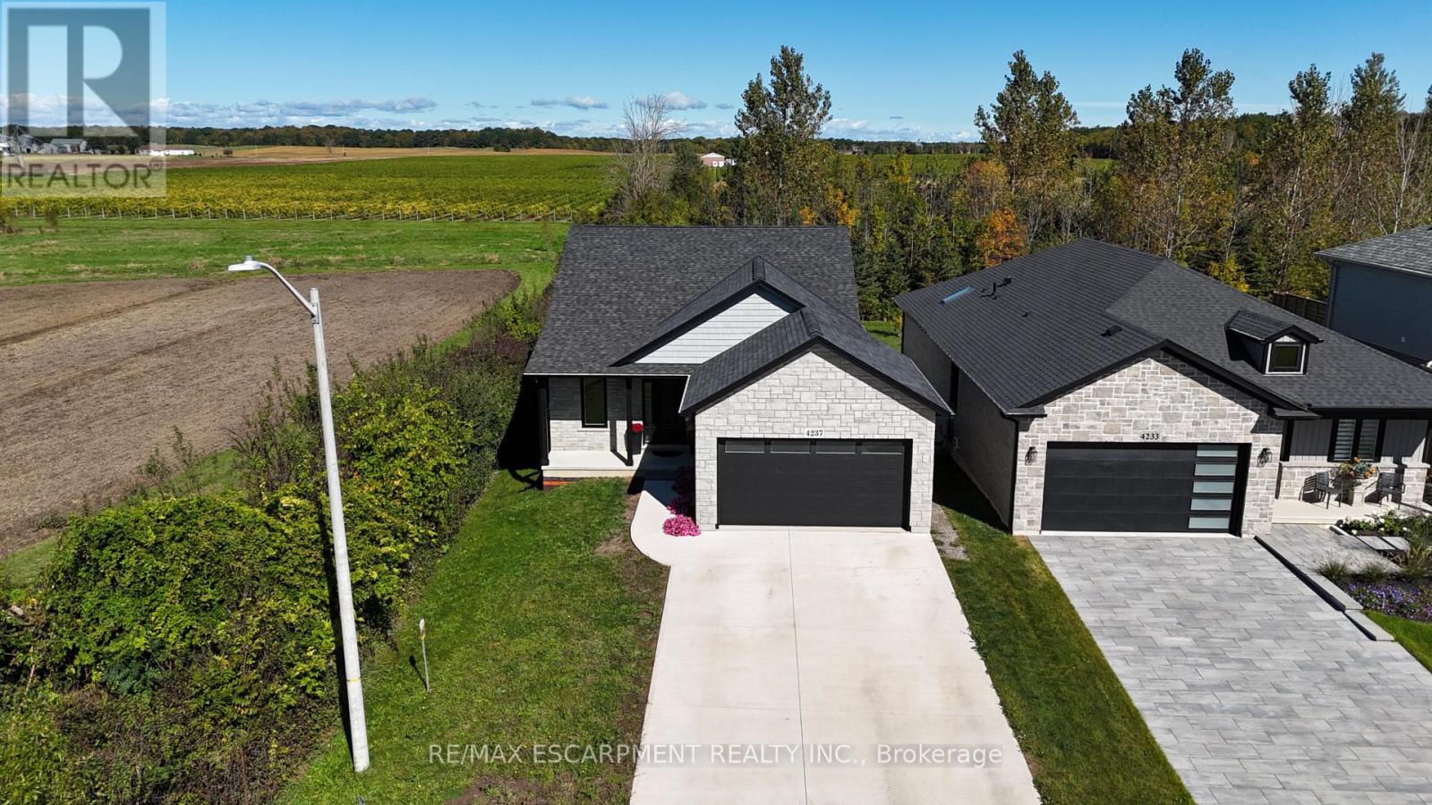 4237 MANSON LANE