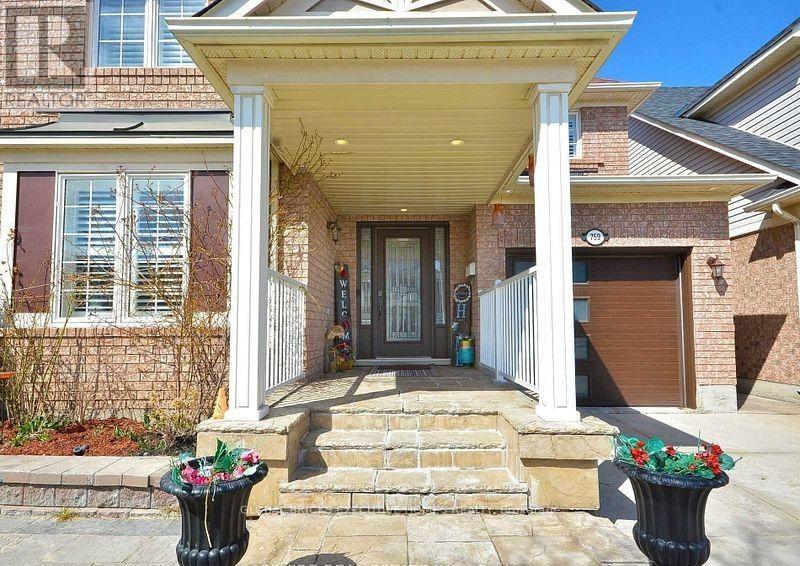 #UPPER - 759 HUTCHINSON AVENUE