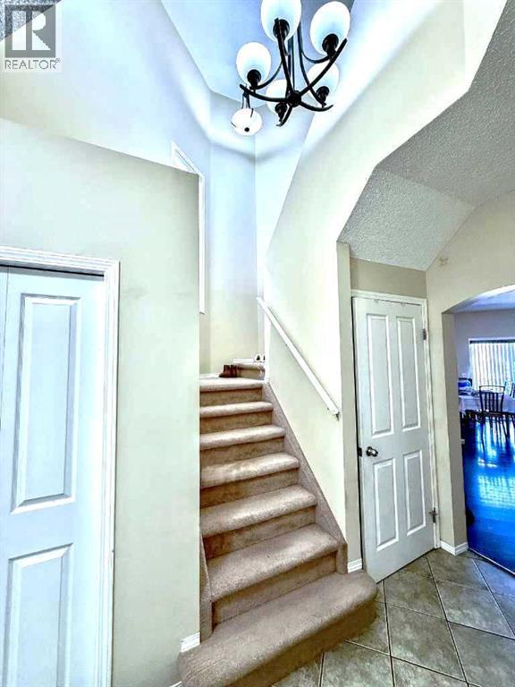 13 Tuscany Ridge Mews NW