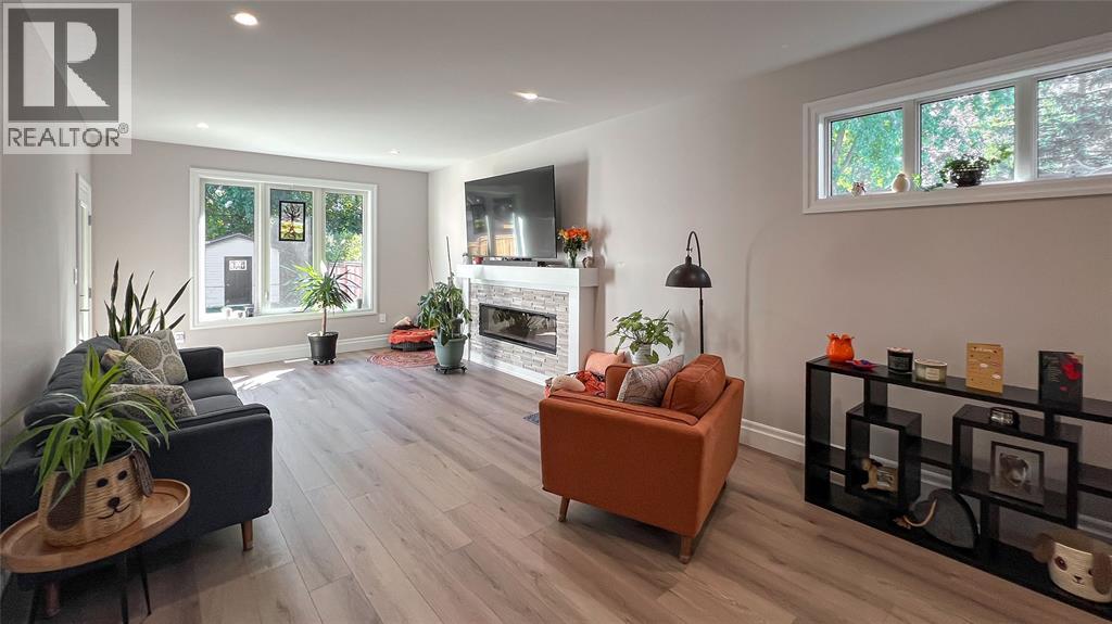 315 ALEXANDRA AVENUE Unit# B