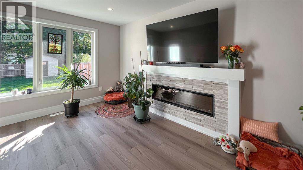 315 ALEXANDRA AVENUE Unit# B