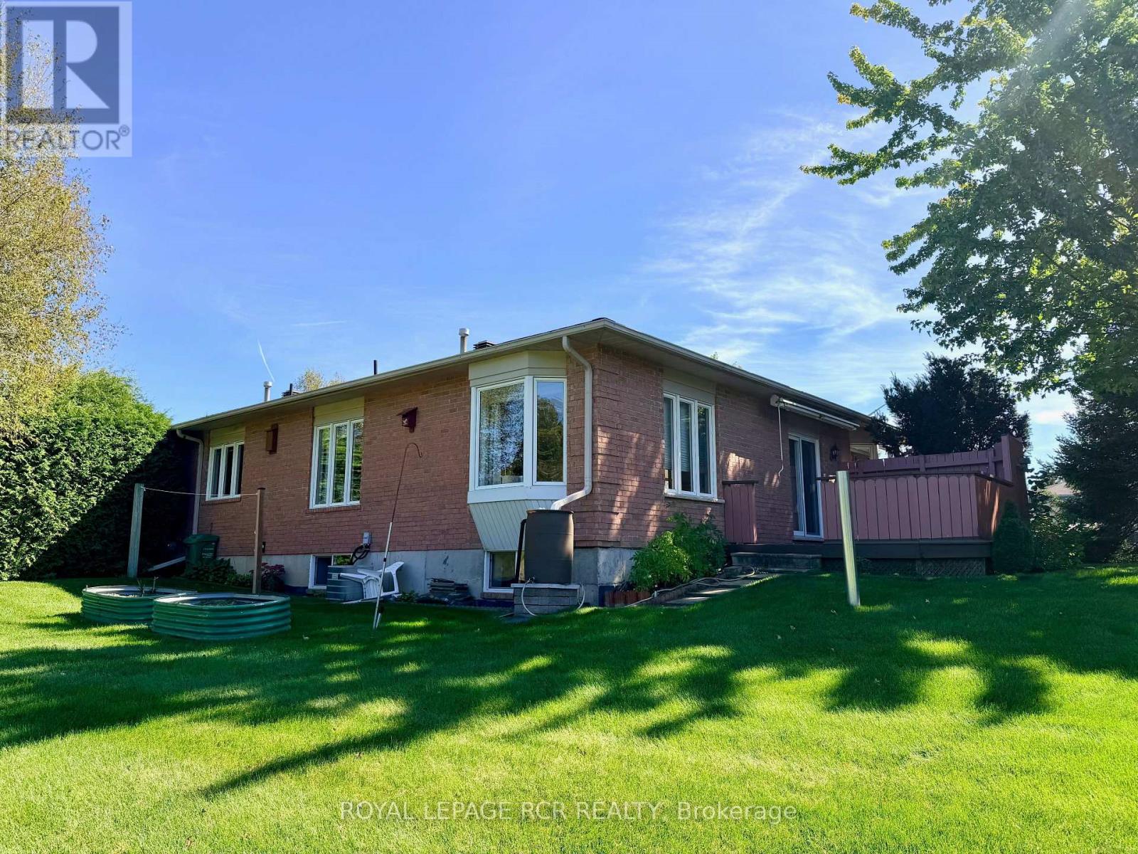 1 - 28 REDDINGTON DRIVE