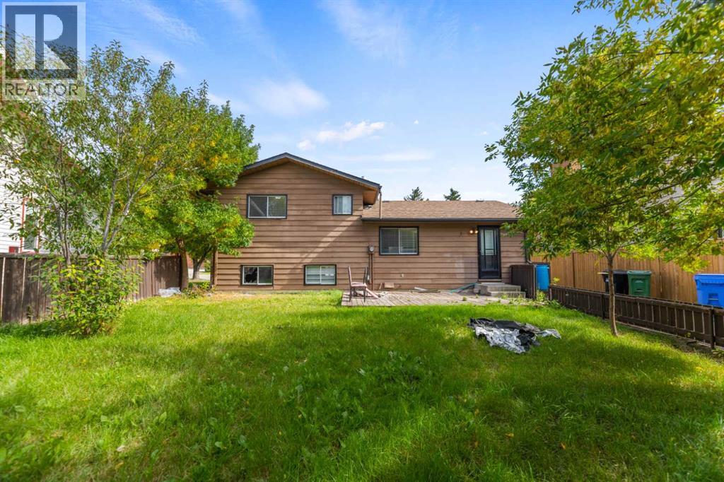 304 Whitefield Drive NE