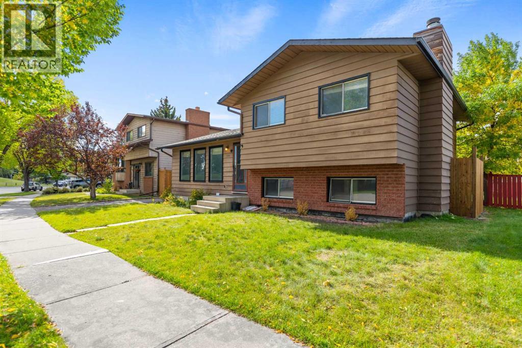 304 Whitefield Drive NE
