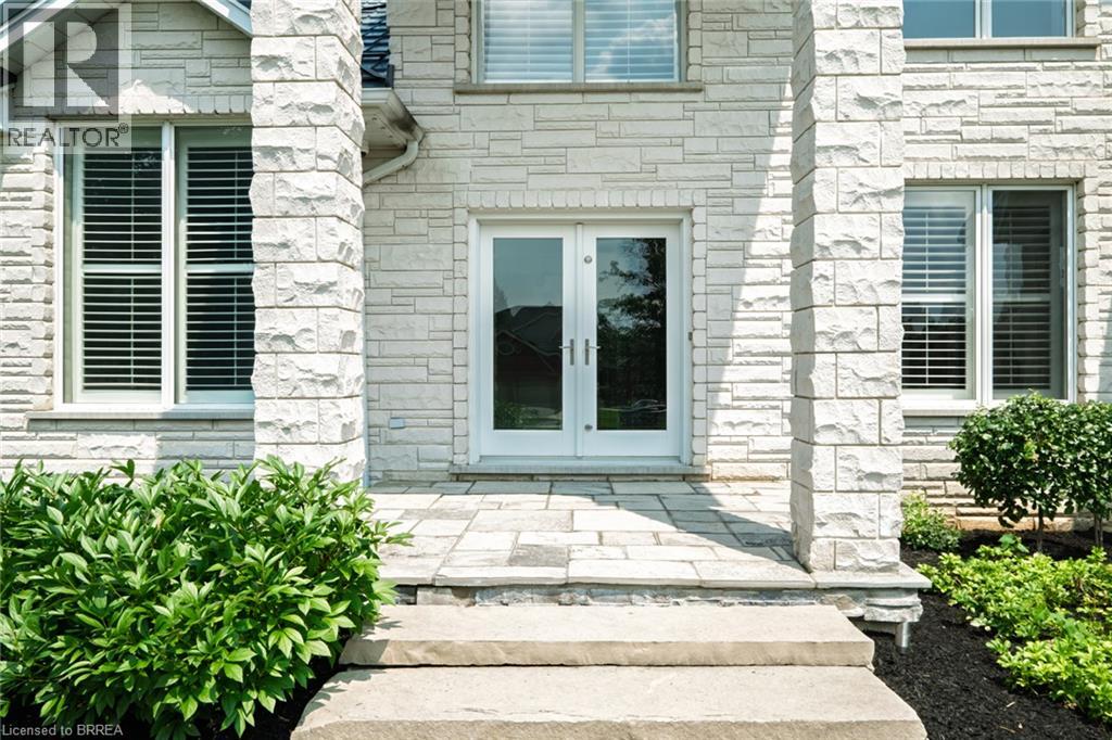 44 ST ANDREW'S Drive