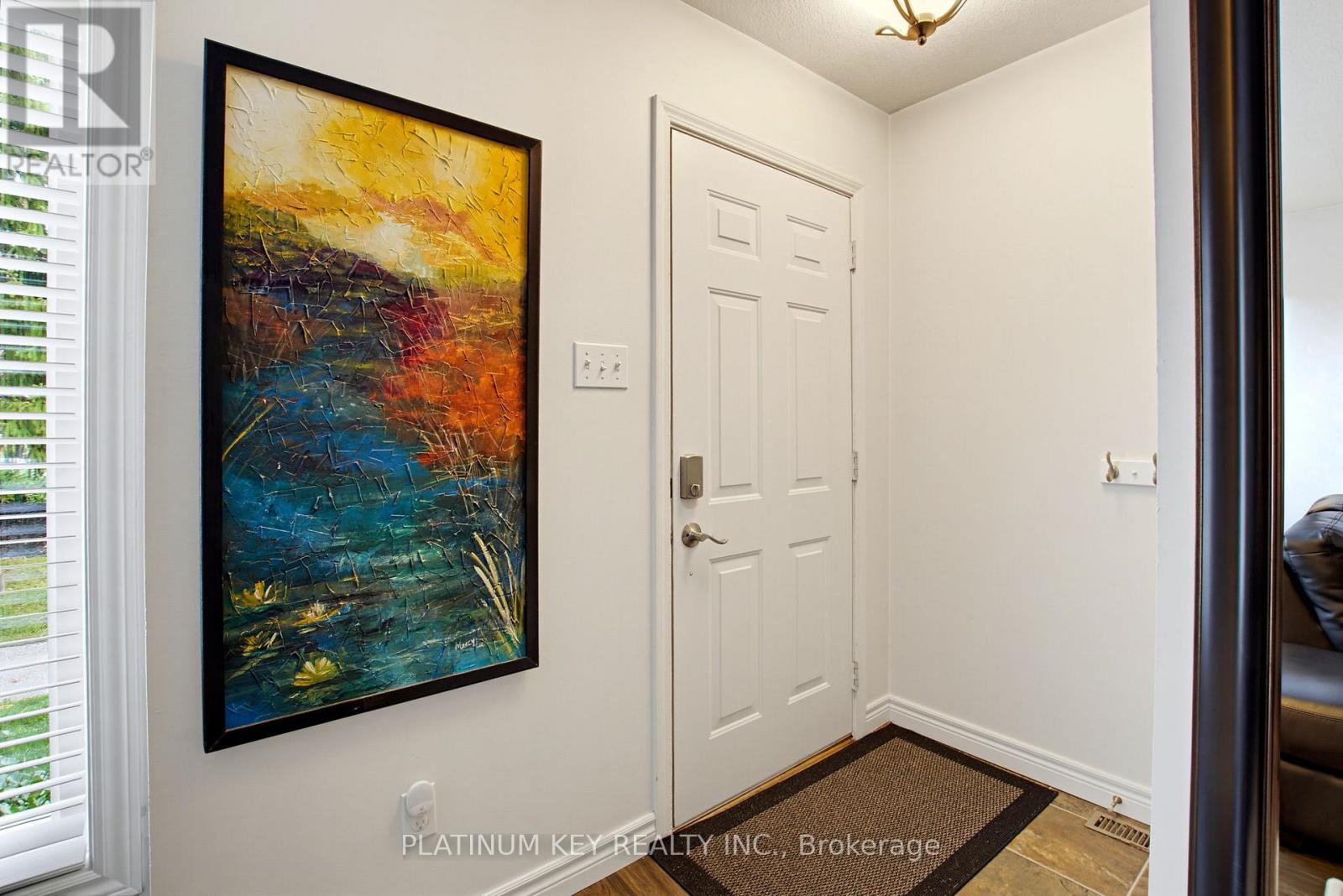 12 - 1328 COMMISSIONERS ROAD W