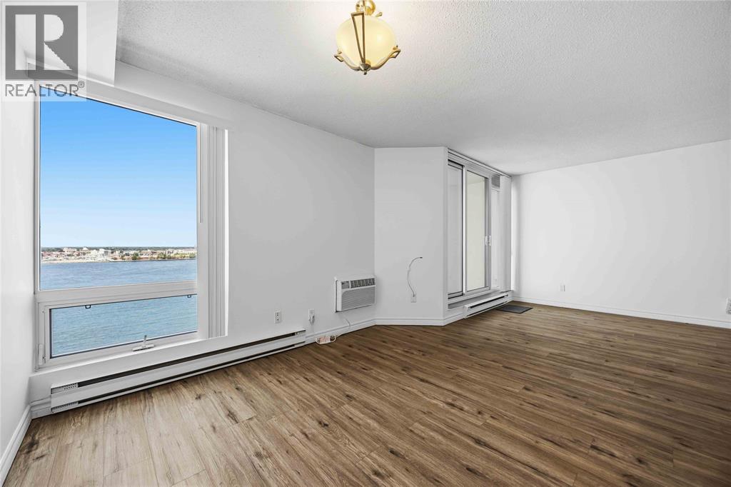 155 FRONT STREET North Unit# 1004