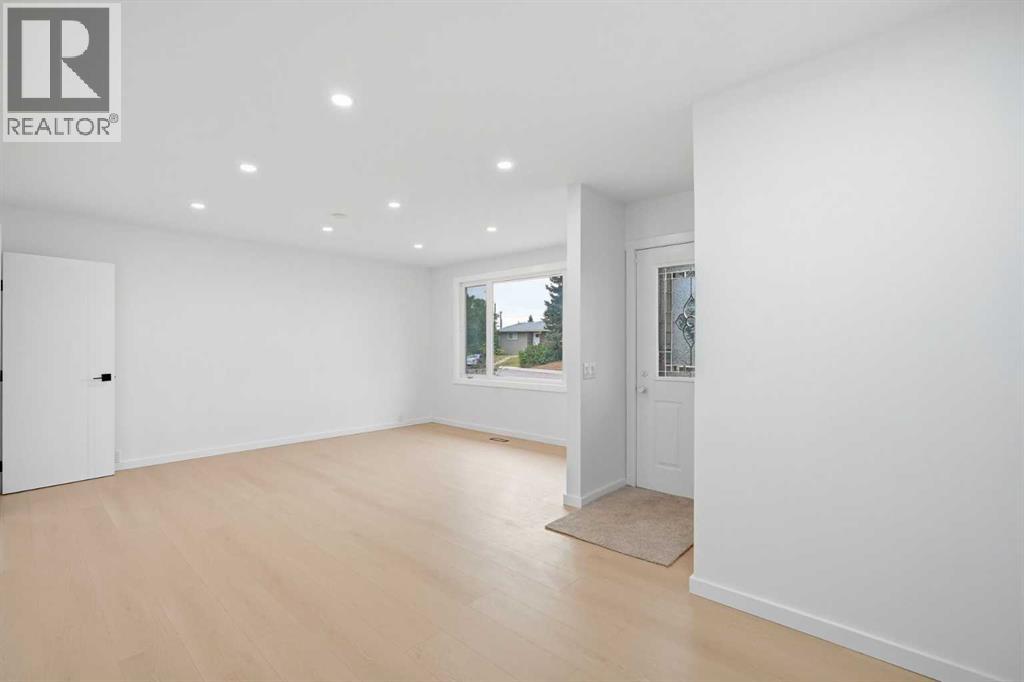 52 Penedo Place SE