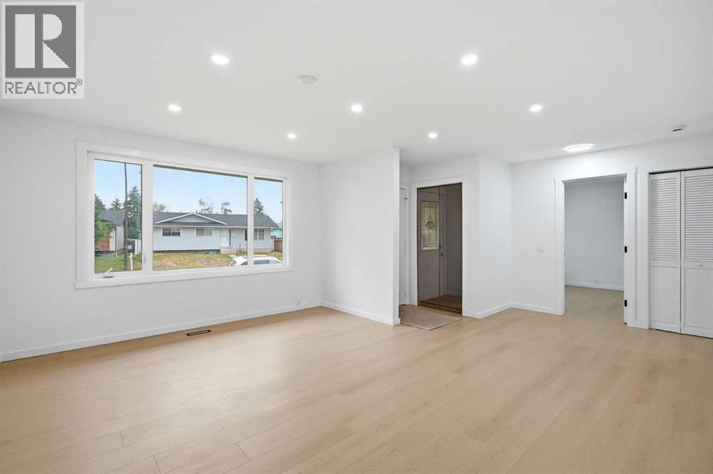52 Penedo Place SE