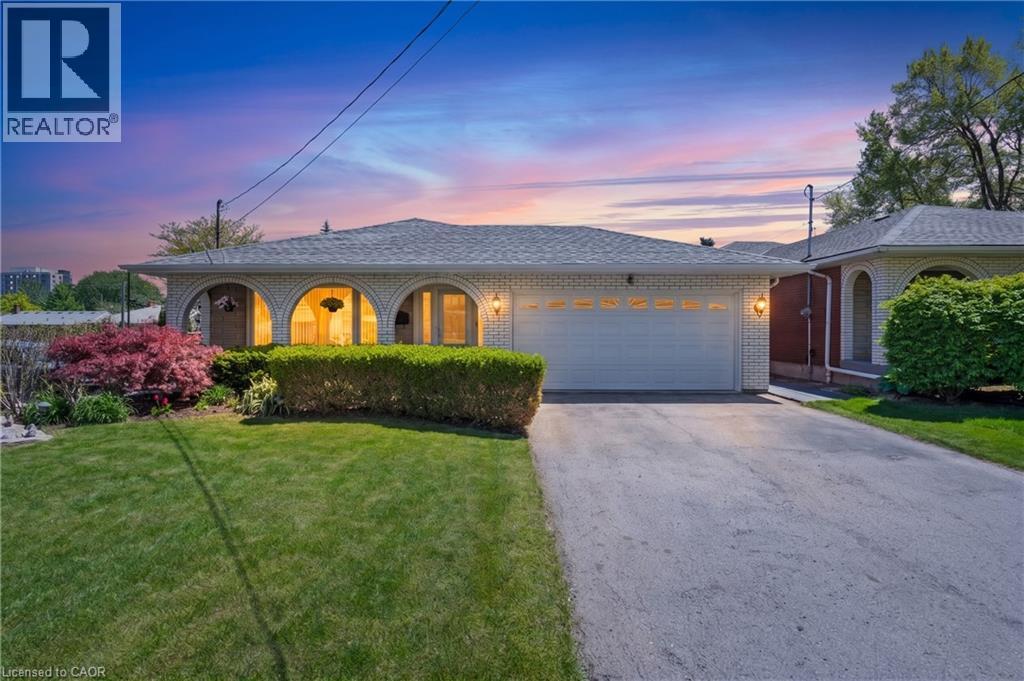 58 CENTENNIAL Parkway S
