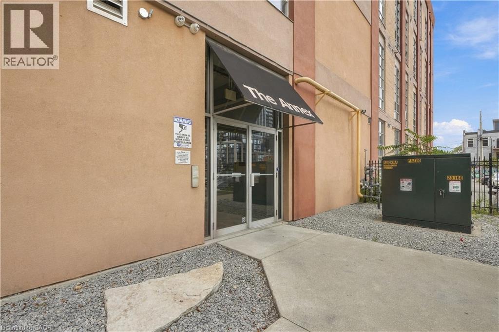 11 REBECCA Street Unit# 105