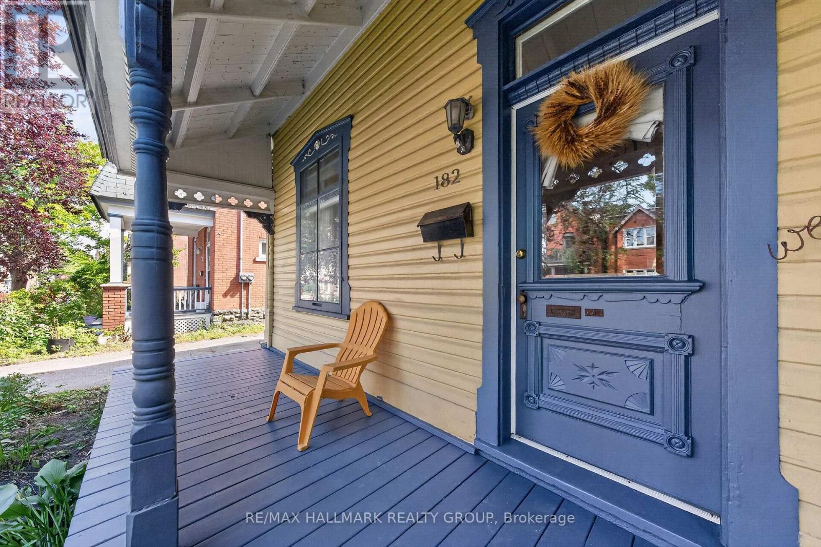 182 PRETORIA AVENUE