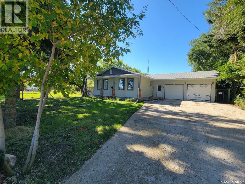 200 & 202 SASKATCHEWAN AVENUE, TRAMPING LAKE, SK S0K 4H0 - Image 723287906.jpeg?d=l