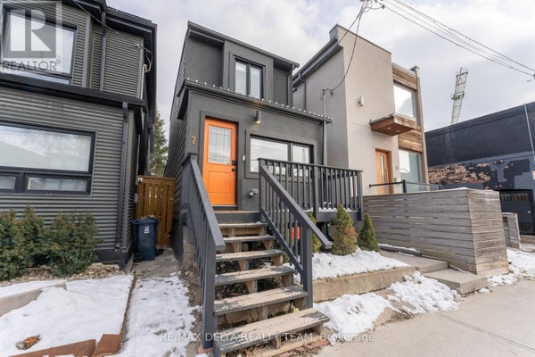 7 Craven Rd, Toronto (Greenwood-Coxwell), ON