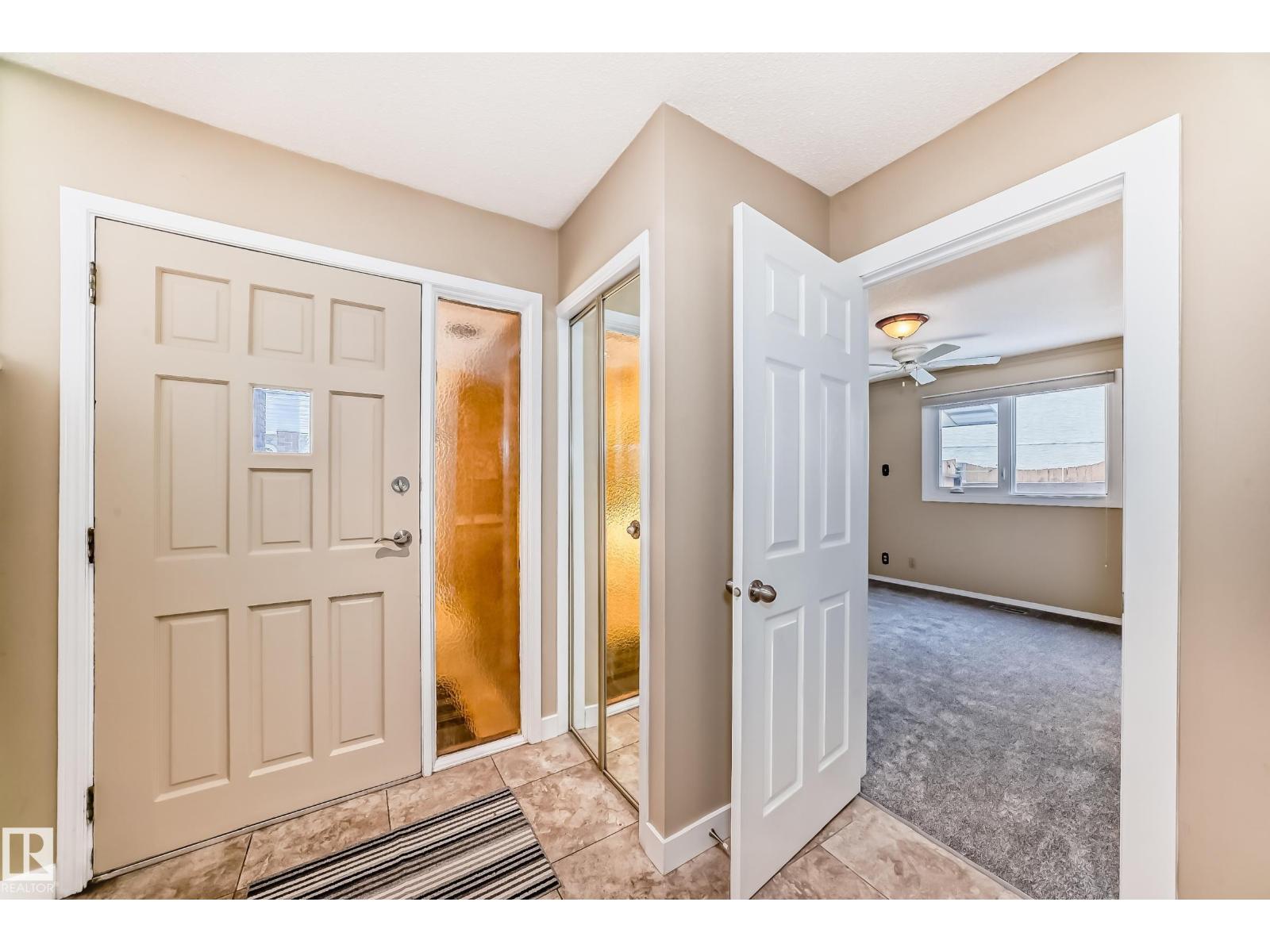 38 Lancaster CR