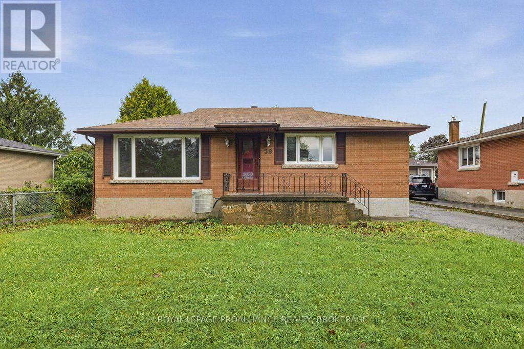 59 CAMPBELL CRESCENT